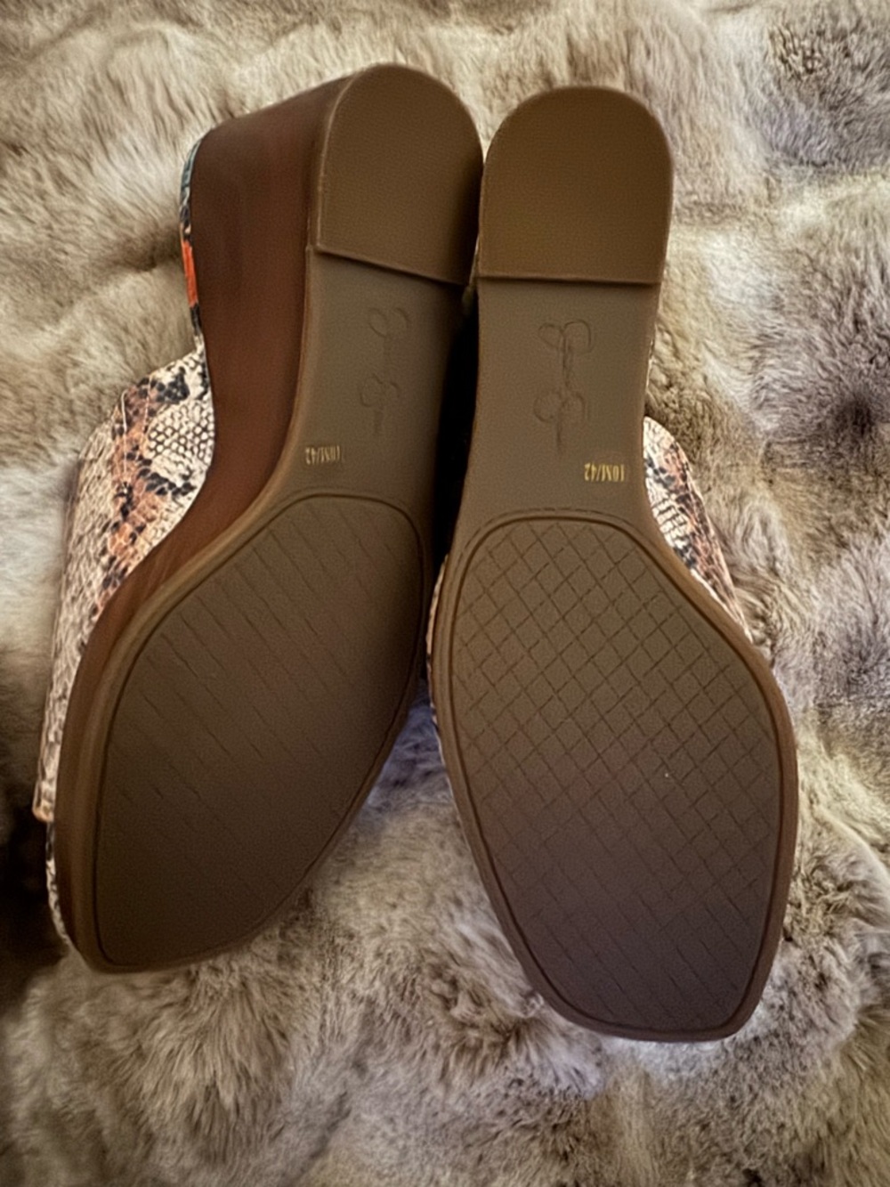 Jessica Simpson Snakeskin Wedge - Picture 4 of 4